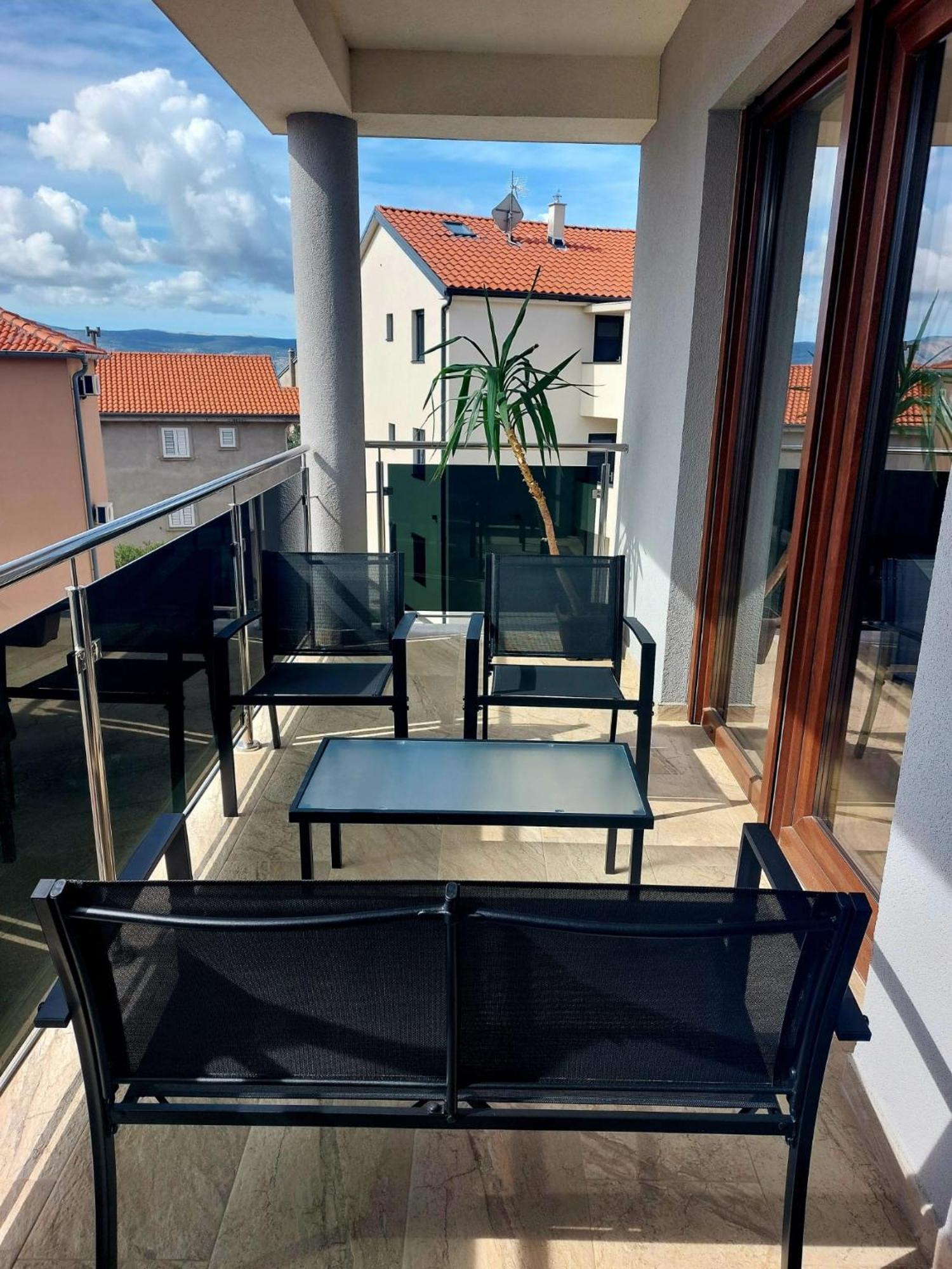 Apartmani Ivana Novi Novi Vinodolski Exterior photo